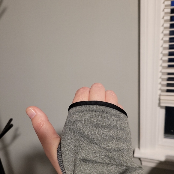 Nike Pro Dri Fit Half Zip Up Long Sleeve Jacket/Top - Picture 3 of 8